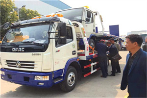 高丽营汽车道路救援拖车价格